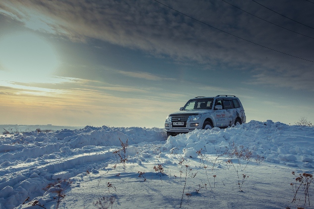 Внедорожный зимний тест-драйв MITSUBISHI Pajero и L200 в Иркутске.  