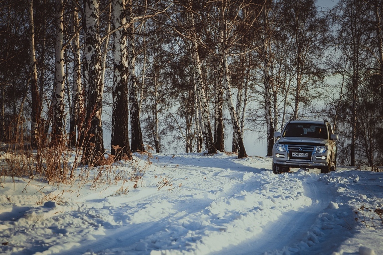 Внедорожный зимний тест-драйв MITSUBISHI Pajero и L200 в Иркутске.  