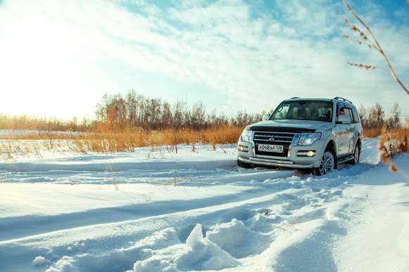 Внедорожный зимний тест-драйв MITSUBISHI Pajero и L200 в Иркутске.  